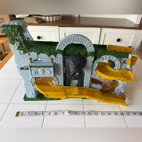 Matchbox Jungle Adventure Playset Black Panther Jaguar Works Trap Doors & Sounds - Picture 8 of 12